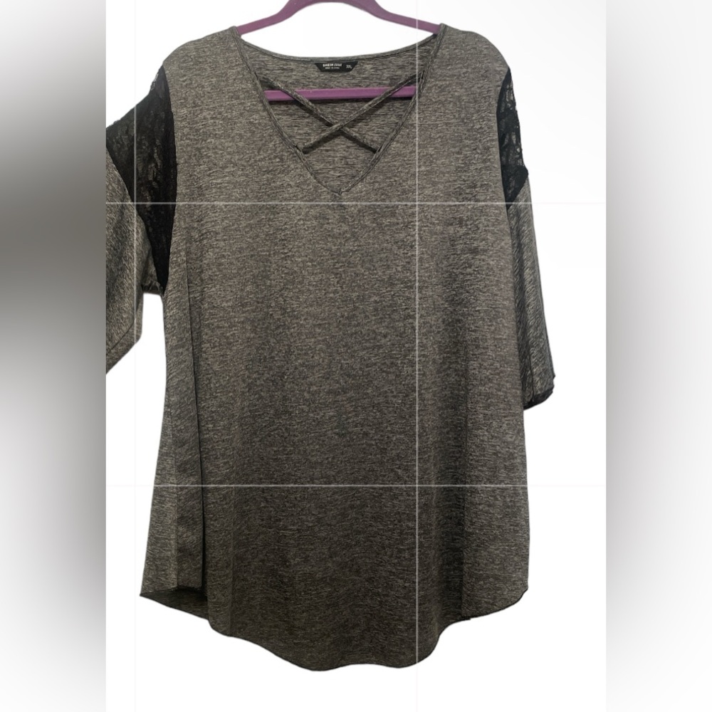 Women’s Plus Size SHEIN Shirt